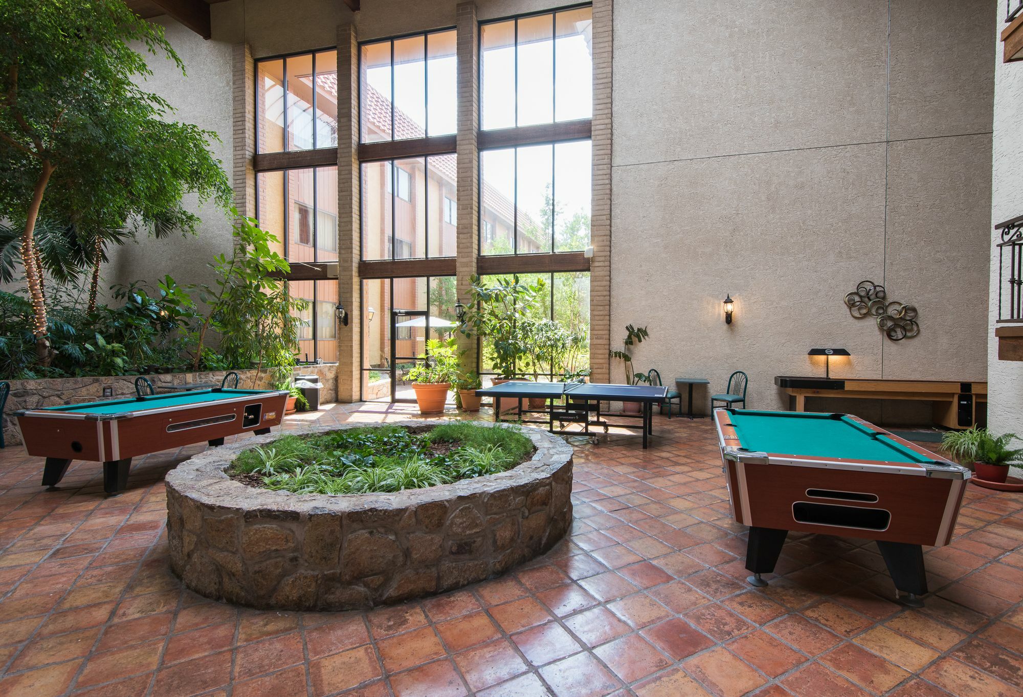 MCM Elegante Suites Abilene Exterior foto